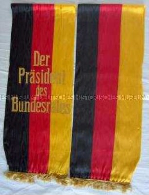 Kranzschleife zum Volkstrauertag 2013