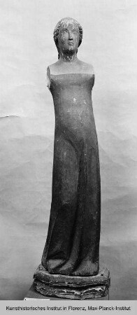 Statue einer weiblichen Figur