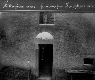 Erster Weltkrieg - "Kriegsansichten aus den Vogesen". "Fallschirm einer französischen Leuchtgranate"