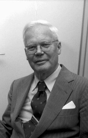 Freiburg: Prof. Dr. Max Müller