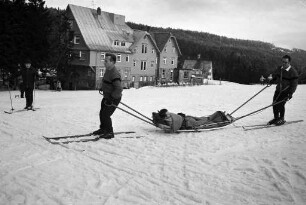 Einsatz der Ortsgruppe Karlsruhe der Bergwacht Schwarzwald e.V. in den Skigebieten im Schwarzwald.