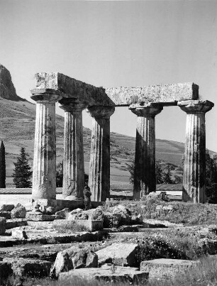 Korinth. Apollontempel (550ante/525ante)