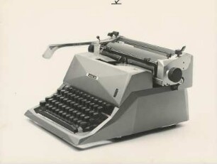 Olivetti Schreibmaschine "82 Diaspron" von Marcello Nizzoli