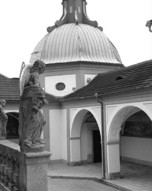 Marien-Wallfahrtsstätte Heiliger Berg — Kreuzgang