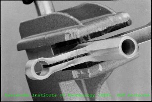 Detailaufnahme unbekannter Metallteile des Instituts für Technische Chemie (ITC)