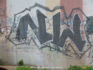 NW