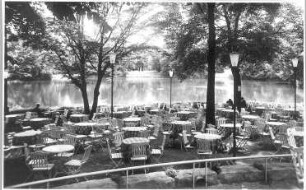 Dresden. Großer Garten. Restaurant "Carolaschlößchen. Blick von der Seeterrasse über den Carolasee
