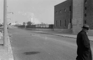 Straße in einer Stadt : Blick in eine Straße