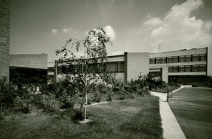 Volksschule Heusenstamm, 1966