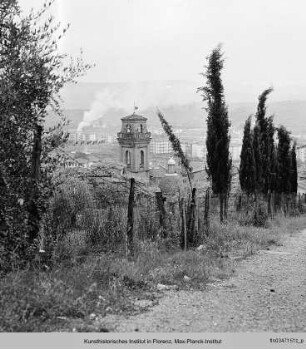 Blick auf Castelfiorentino im Vordergrung Santi Ippolito e Biagio