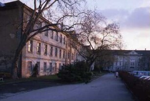 Außenaufnahme Arsenalgebäude