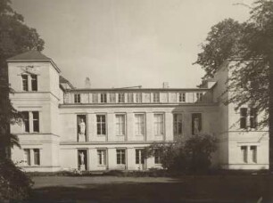 Berlin Tegel. Ansicht des, von 1820 - 1824 im Stil des Klassizismus errichteten, Schloss Tegel. Dem Familiensitz der Familie von Humboldt (heute v. Heinz)