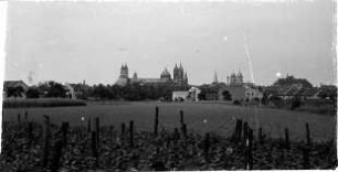 Stadtansicht mit Blick auf den Dom und das Andreasstift