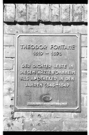 Kleinbildnegativ: Fontane-Haus, Mariannenplatz 1, 1986
