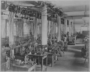 Dresden, Fabrik photographischer Apparate, Maschinensaal, 1908
