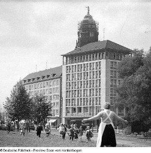 Pirnaischer Platz