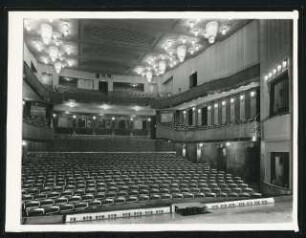 Schauspielhaus, Hannover: Ansicht Zuschauerraum und Proszenium