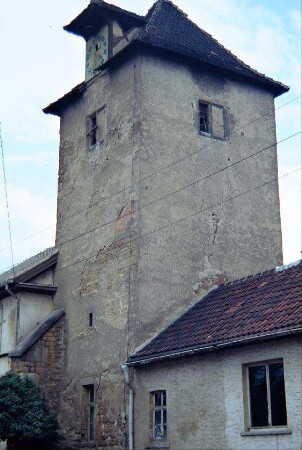 Turm der Marienkirche, Überrest einer romanischen Kirche
