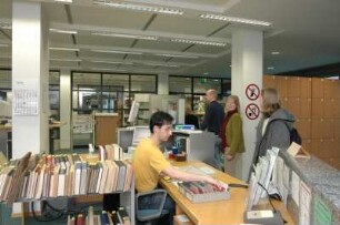 Dresden-Südvorstadt. SLUB, Zweigbibliothek Rechtswissenschaft. Innenaufnahme der Bibliothek
