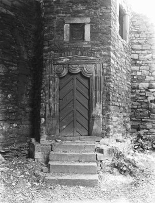 Mansfeld, Schloss Vorderort, Treppenturmportal