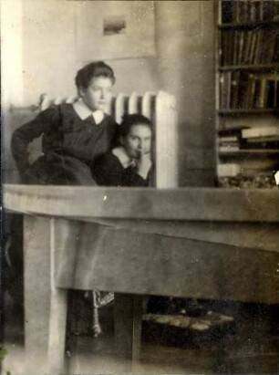Viktoria-Pensionat. Schülerinnen - Gruppenfoto