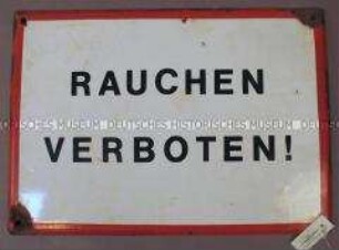 Verbotsschild "Rauchen verboten"