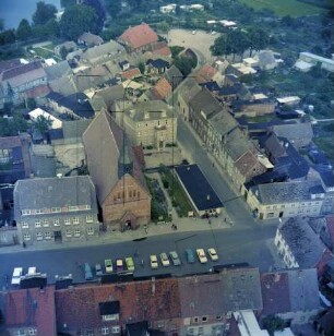 Marktplatz von Krakow am See : Blickrichtung Westen