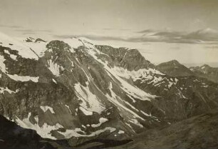 Österreich. Hohe Tauern, Hochalmspitz- und Ankogelgruppe. Schareck (3181 m), von der Hagener Hütte gesehen