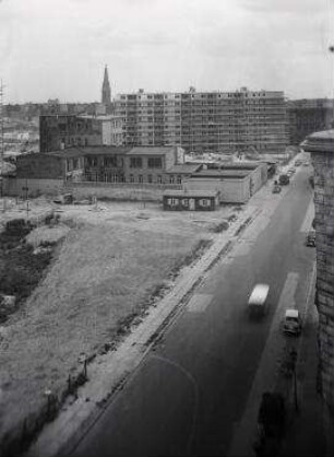 180° Panorama, Bild 7 von 7. Blick auf das Baugelände Neubauviertel Springprojekt. Berlin-Kreuzberg, Neuenburger Straße