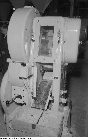 Werkzeugmaschine auf der Technischen Messe 1953