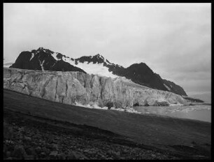 Guly-Gletscher in der Magdalenen-Bay von Spitzbergen : Nordlandreisen. Guly-Gletscher in der Magdalenen-Bay von Spitzbergen