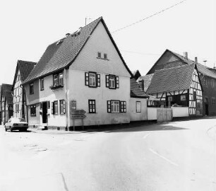 Florstadt, Schloßstraße 1, Schloßstraße 3