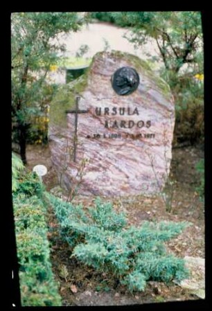 Grab Ursula Kardos 17.4.77.