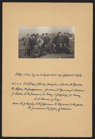 Eschefeld, Gruppenbild der Mitglieder der Ornithologischen Tagung bei einem Ausflug nach Eschefeld