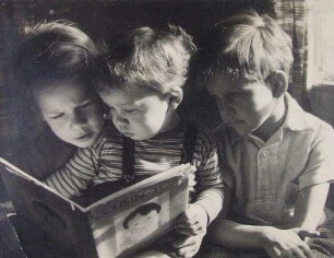 Karin, Tom und Michael Artin, die Kinder der Fotografin