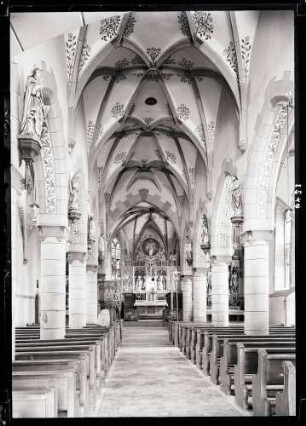 Pfarrkirche; Innenraum nach Osten