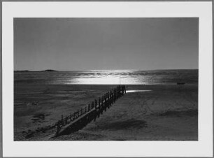 Wattenmeer bei Utersum, im Hintergrund die Dünen von Amrum, Insel Föhr