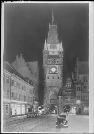 Das Martinstor bei Nacht