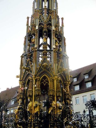 Nürnberg: Schöner Brunnen