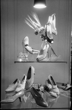 Basel: Bally, Schuhstand