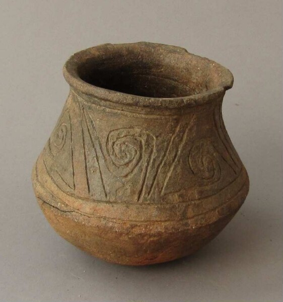 Clay vessel