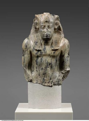 Oberteil einer Kniefigur Sesostris I.