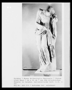 Statue einer Muse