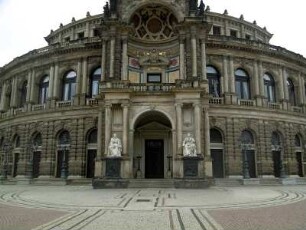 Dresden: Sächsische Staatsoper/Semperoper