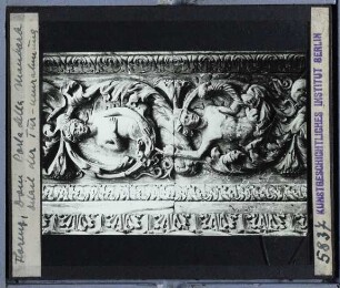 Florenz, S. Maria del Fiore (Dom),Florenz, S. Maria del Fiore, Porta della Mandorla (Nordseite) : Relief