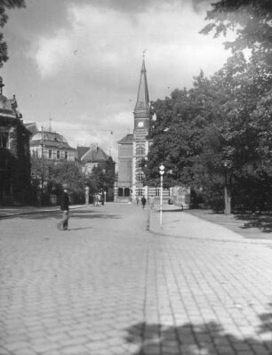 Bautzen. Postplatz. Blick nach Nordwesten gegen die Bürgerschule