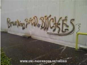 BreaKing BAD'" BiTcHES