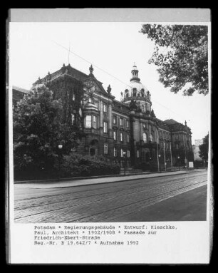 Regierungsgebäude