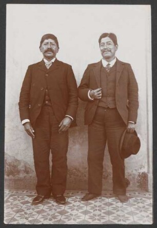 [Anthropologische Gruppen-Fotografie] - Indianerstämme: Araukaner