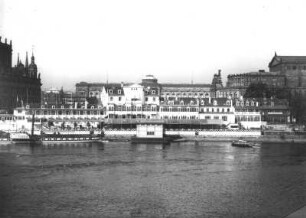 Dresden-Altstadt. Helbig's Etablissment, Theaterplatz (1840/1856). Elbfront vom Neustädter Ufer